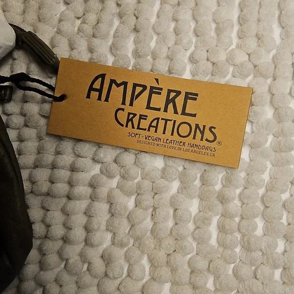 New Ampere Creations Vegan Leather Bethany Crossbody Purse - Picture 6 of 6